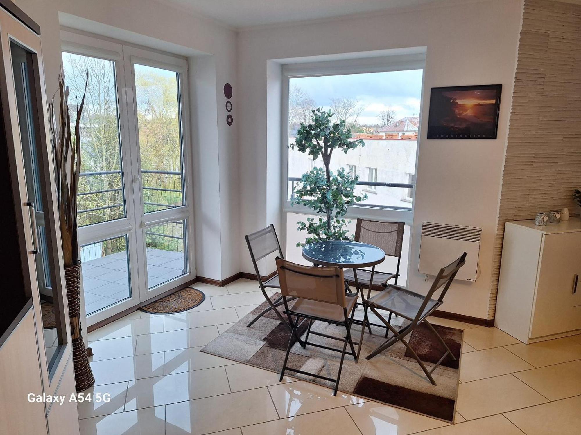 Apartament Z Basenem Do 8 Miejsc Noclegowych Ustronie Morskie Exterior foto